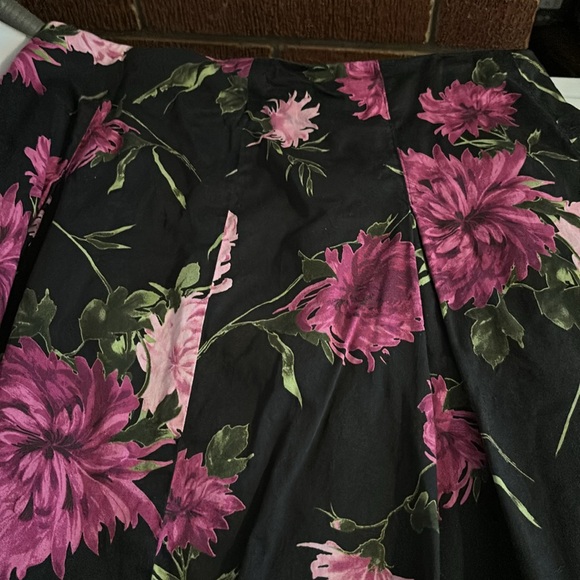 Talbots Petites Floral Black A-Line Skirt Purple Flowers Pleats Lined Zipper 12P - Picture 12 of 16